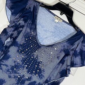 ONE WORLD Blue Graphic Cap Sleeve Blouse